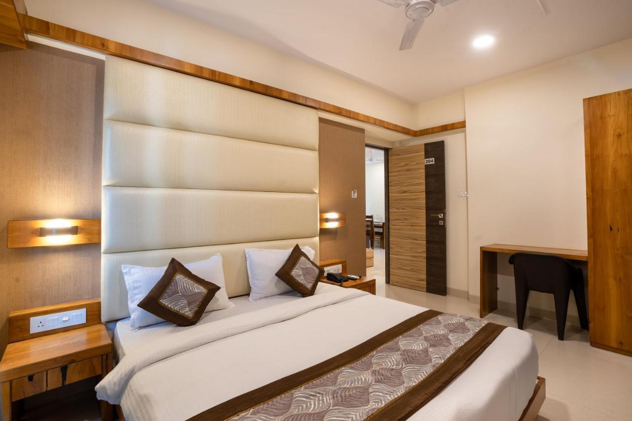 Home2 Suites And Service Apartments, Mumbai Airport Exterior foto