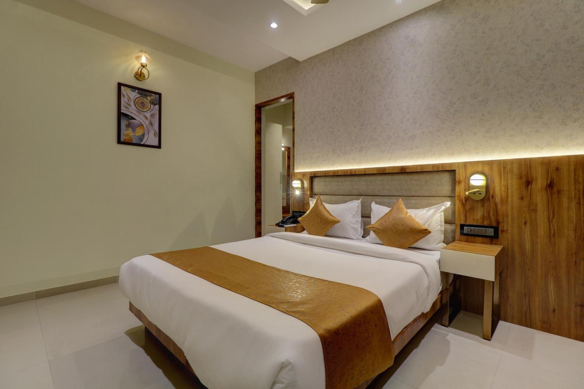 Home2 Suites And Service Apartments, Mumbai Airport Exterior foto